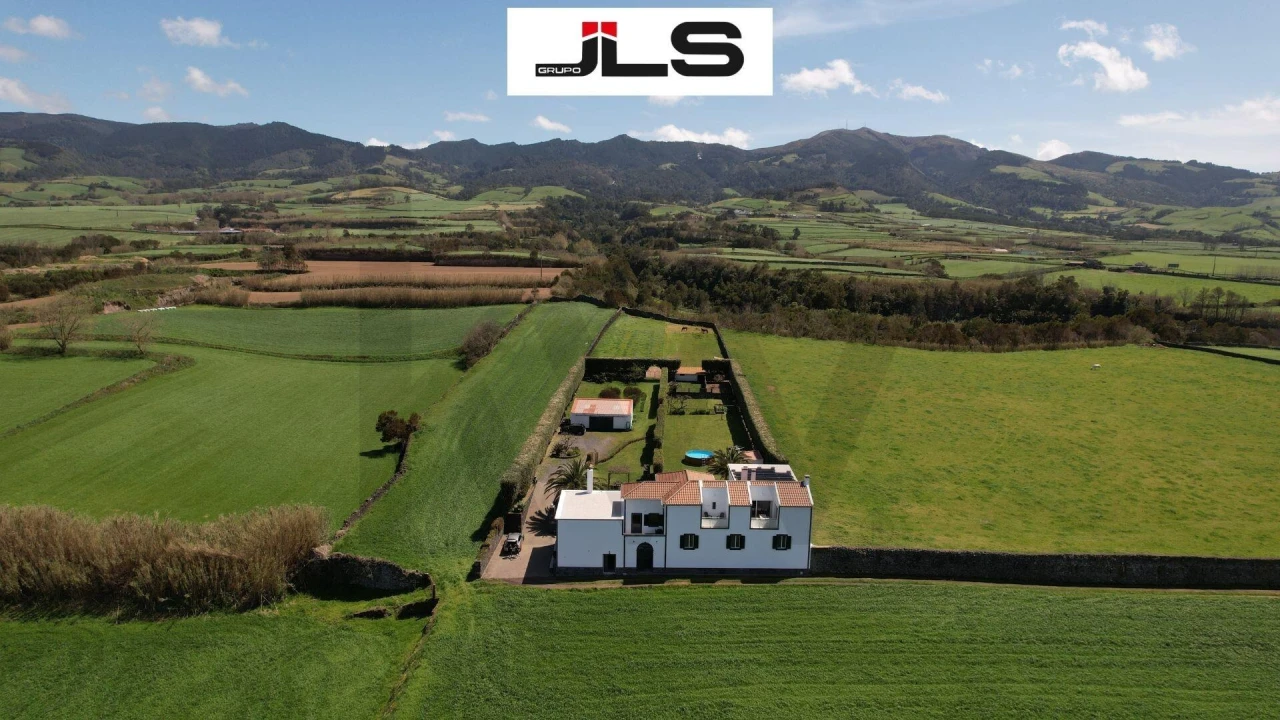 Quinta T9 para Venda em Ribeira Grande (Matriz) Foto 1