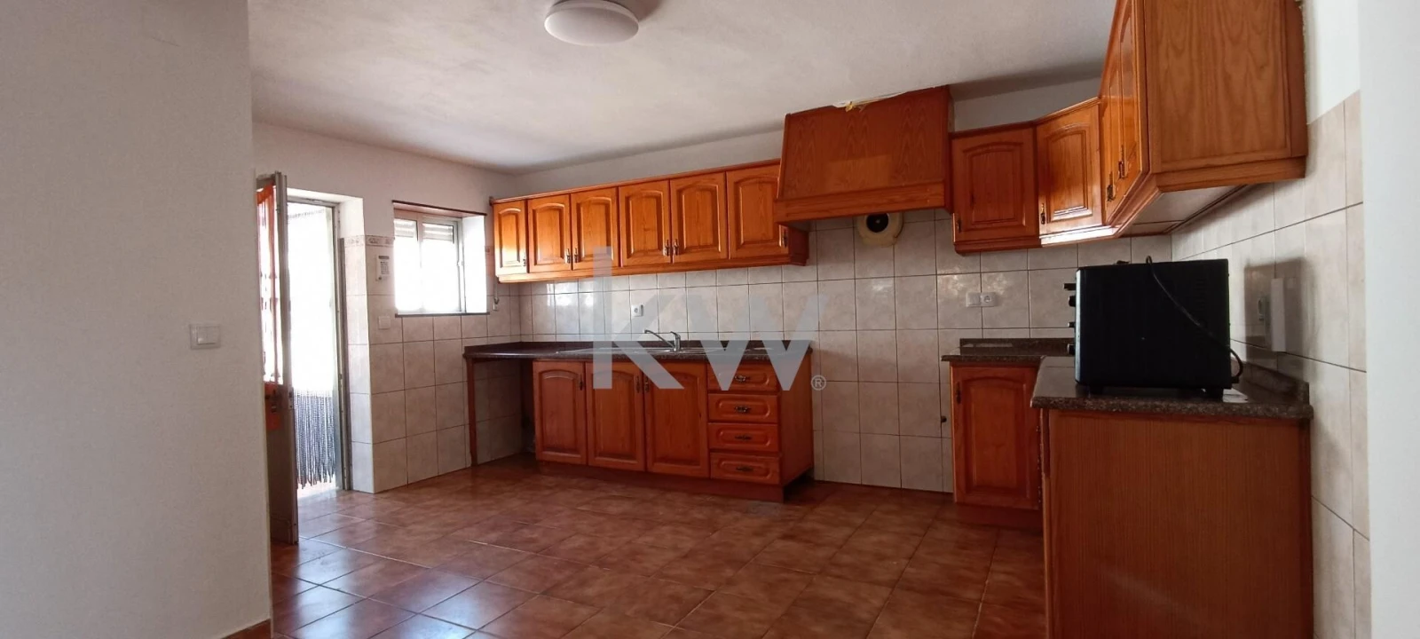 Moradia T11 para Venda em Atouguia da Baleia Foto 23