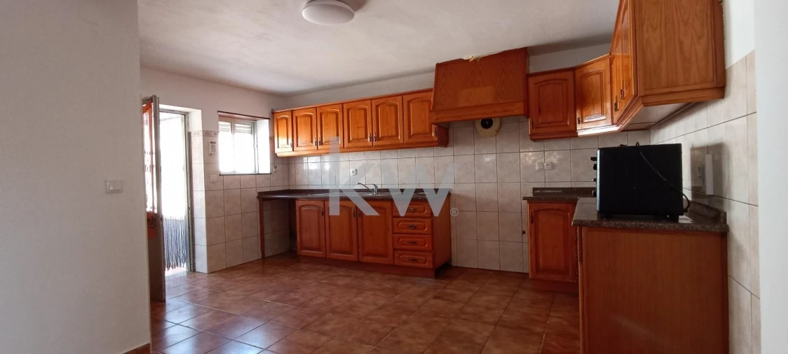 Moradia T11 para Venda em Atouguia da Baleia Foto 23