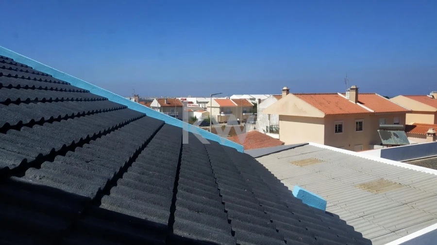 Moradia T11 para Venda em Atouguia da Baleia Foto 45