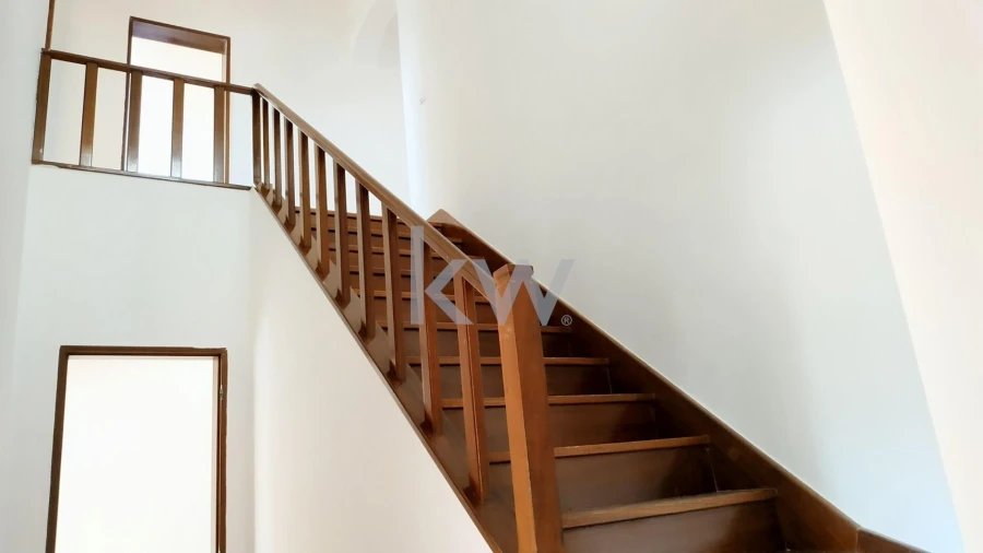 Moradia T11 para Venda em Atouguia da Baleia Foto 33