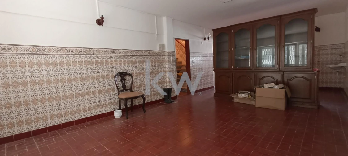 Moradia T11 para Venda em Atouguia da Baleia Foto 18