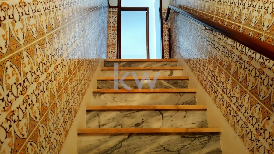 Moradia T11 para Venda em Atouguia da Baleia Foto 31