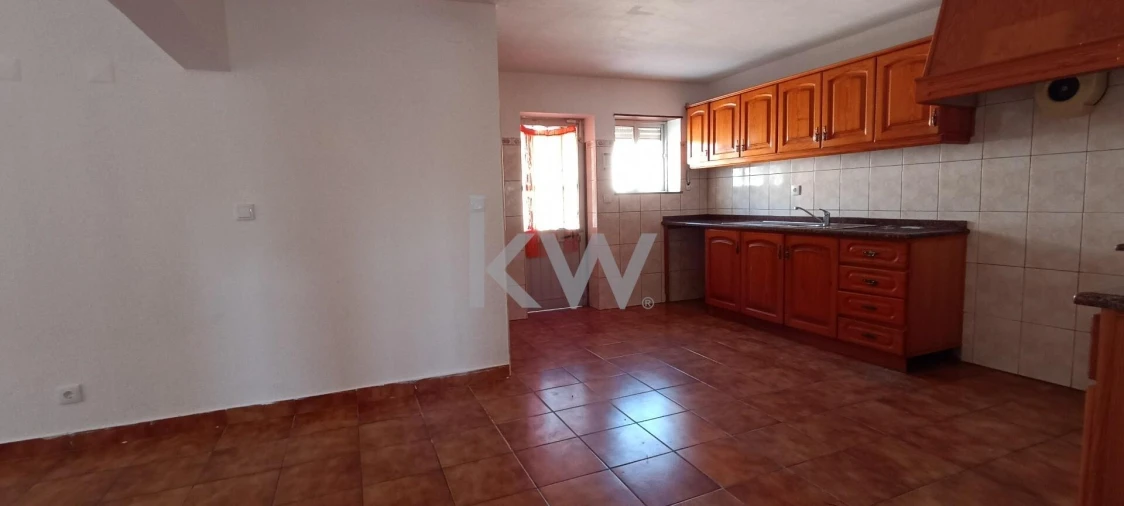 Moradia T11 para Venda em Atouguia da Baleia Foto 20