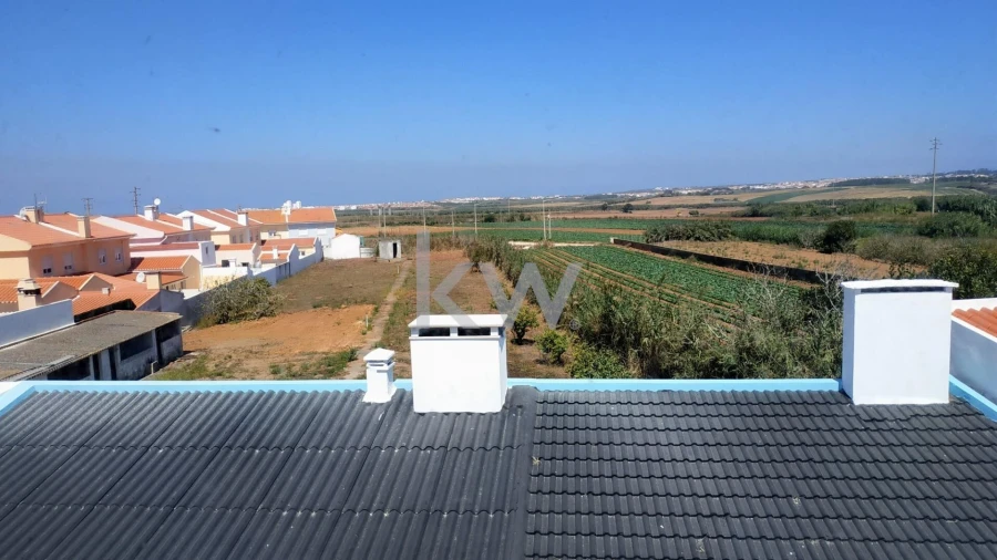 Moradia T11 para Venda em Atouguia da Baleia Foto 51