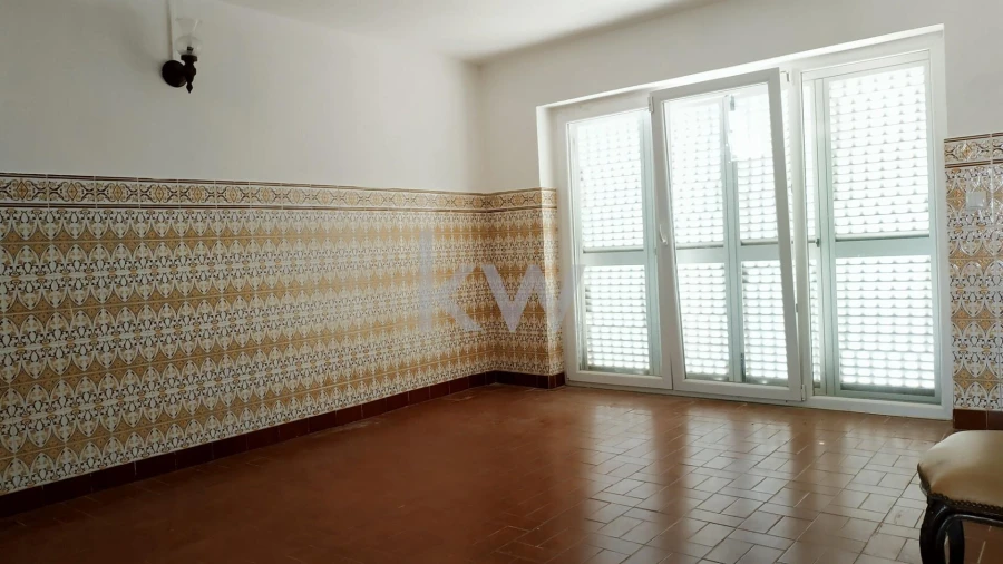 Moradia T11 para Venda em Atouguia da Baleia Foto 16