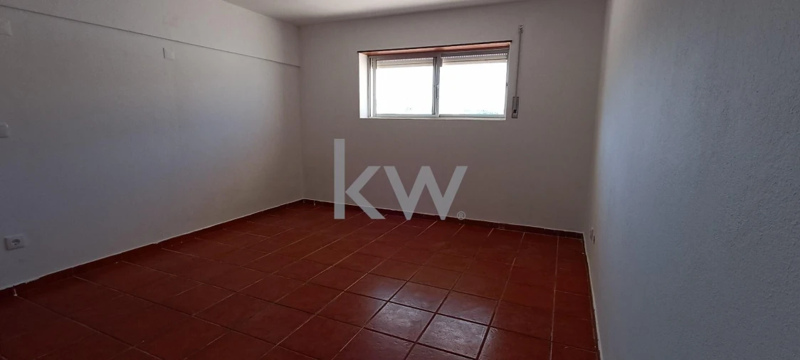 Moradia T11 para Venda em Atouguia da Baleia Foto 21