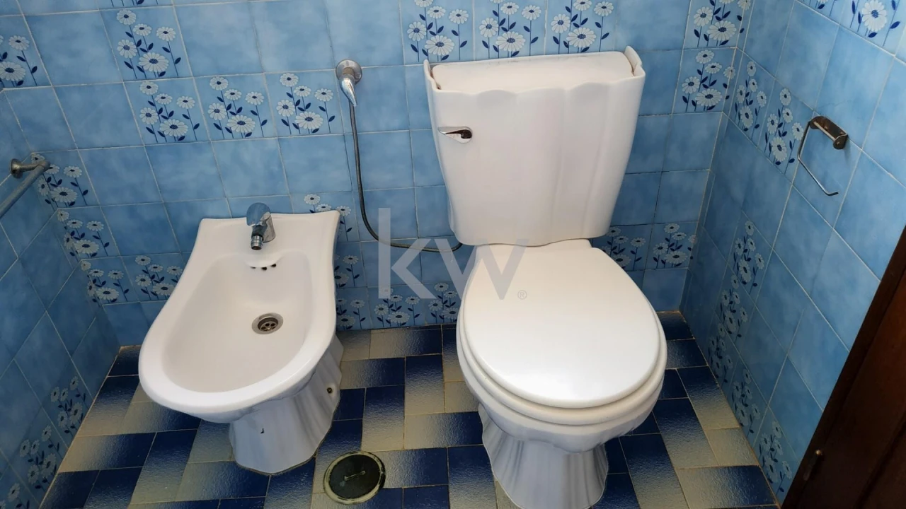 Moradia T11 para Venda em Atouguia da Baleia Foto 48