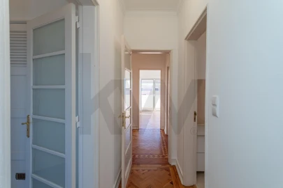 Apartamento T2 para Arrendamento em Areeiro