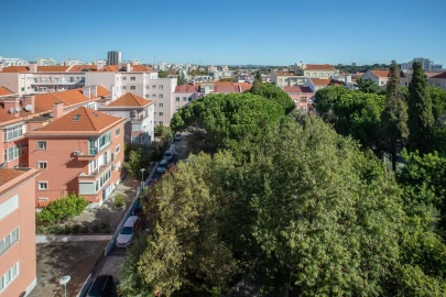 Apartamento T2 para Arrendamento em Areeiro