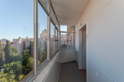 Apartamento T2 para Arrendamento em Areeiro