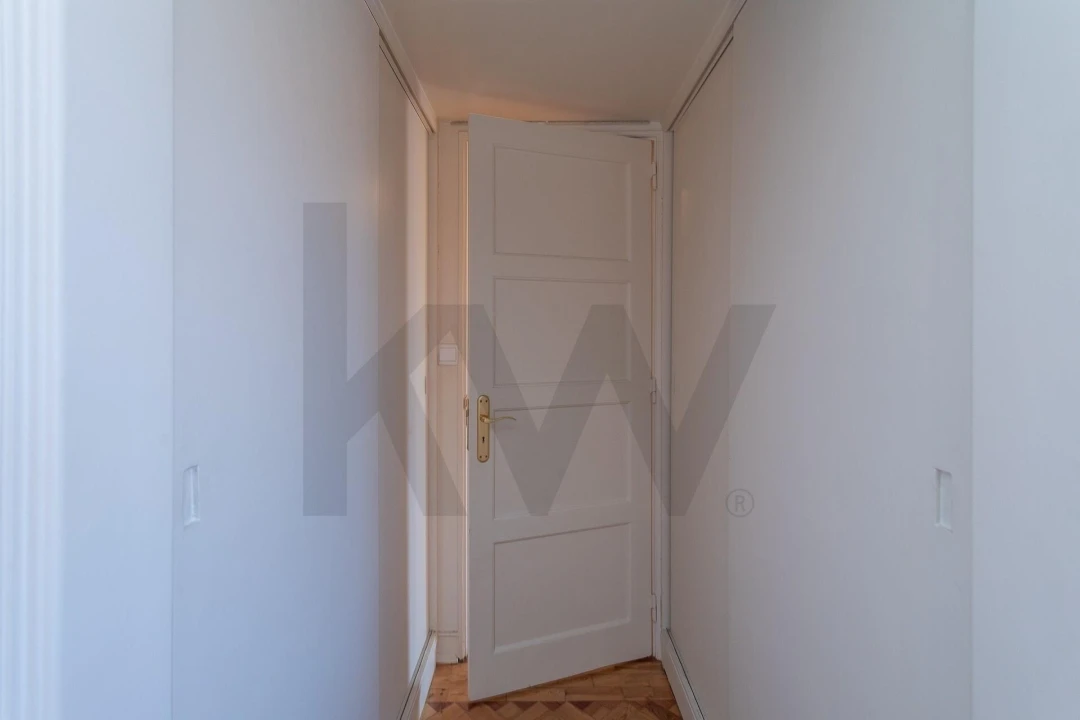 Apartamento T2 para Arrendamento em Areeiro Foto 33