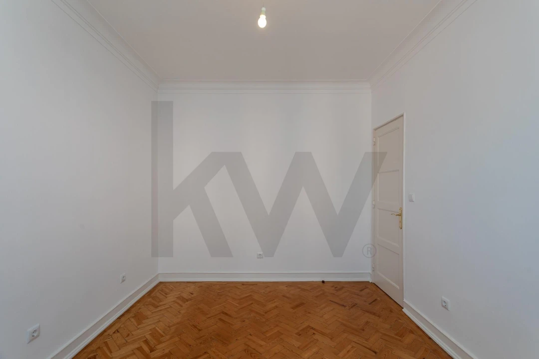 Apartamento T2 para Arrendamento em Areeiro Foto 37