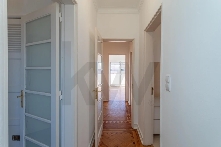 Apartamento T2 para Arrendamento em Areeiro Foto 38