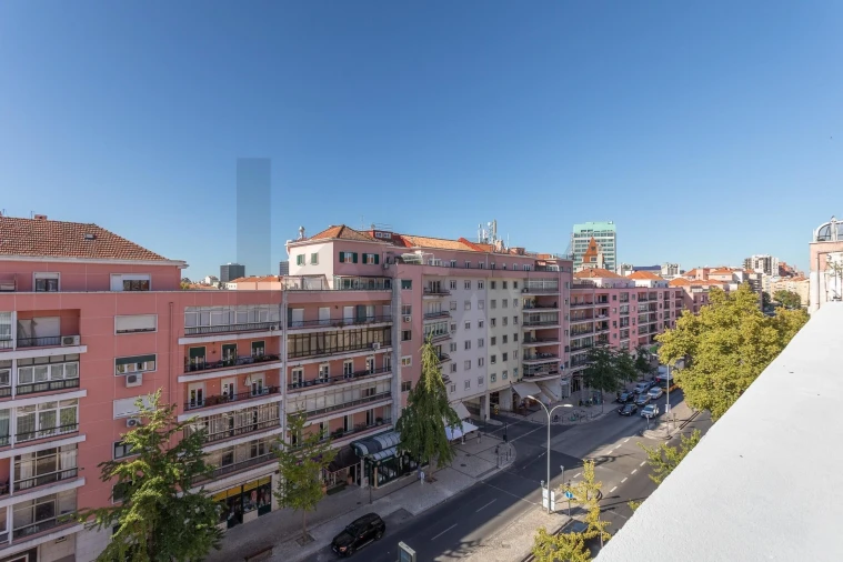 Apartamento T2 para Arrendamento em Areeiro Foto 55