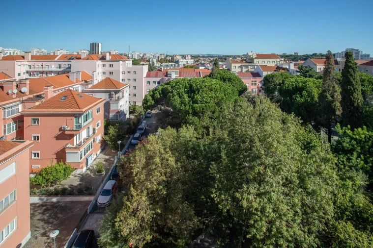Apartamento T2 para Arrendamento em Areeiro Foto 54