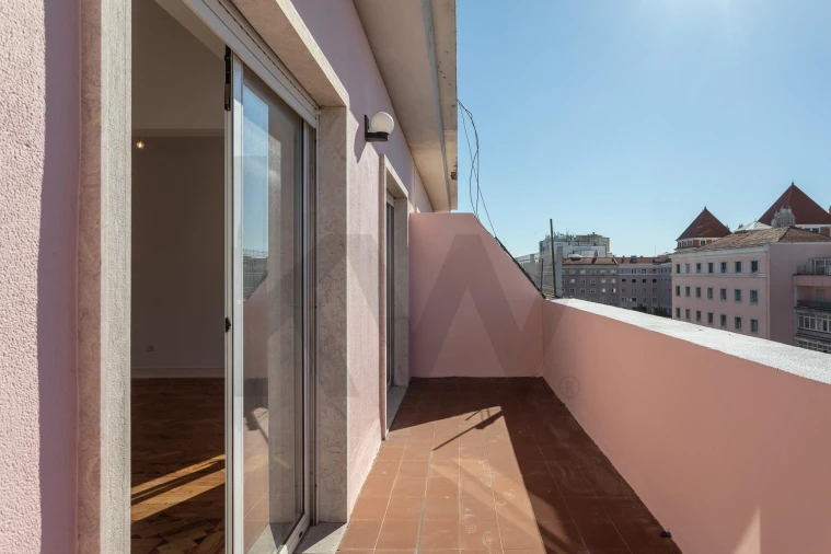 Apartamento T2 para Arrendamento em Areeiro Foto 53