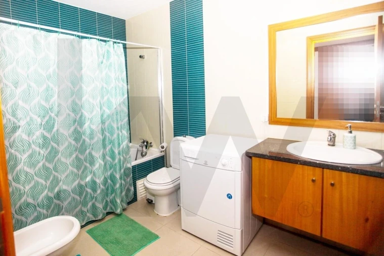 Apartamento T1 para Venda em Calheta Foto 8