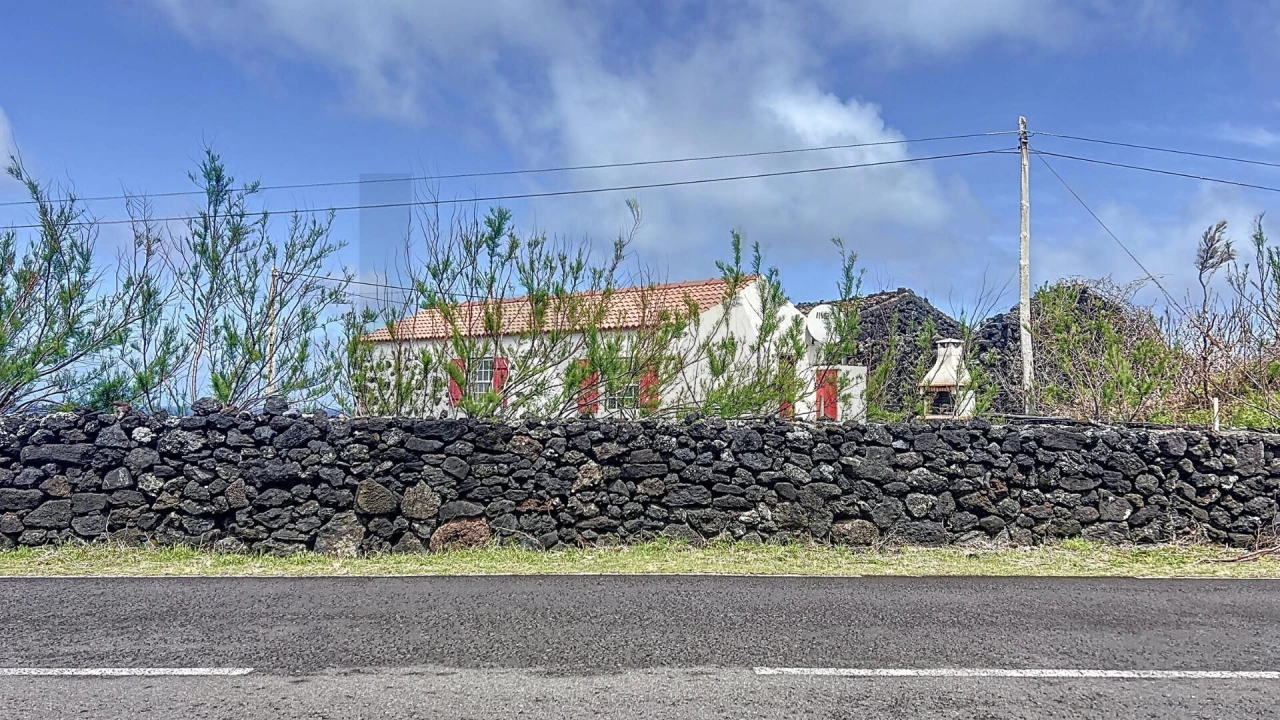 Moradia T1 para Venda em Bandeiras Foto 23