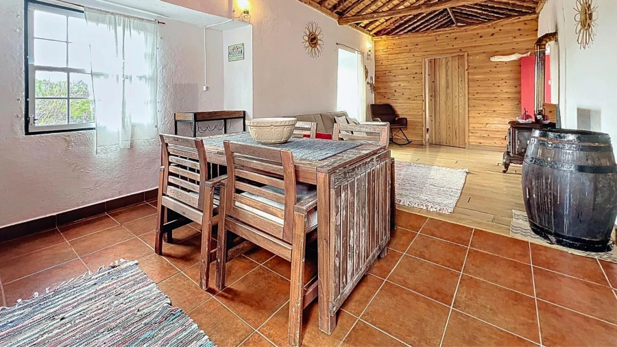 Moradia T1 para Venda em Bandeiras Foto 3