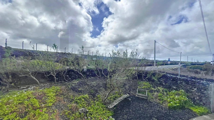 Moradia T1 para Venda em Bandeiras Foto 14