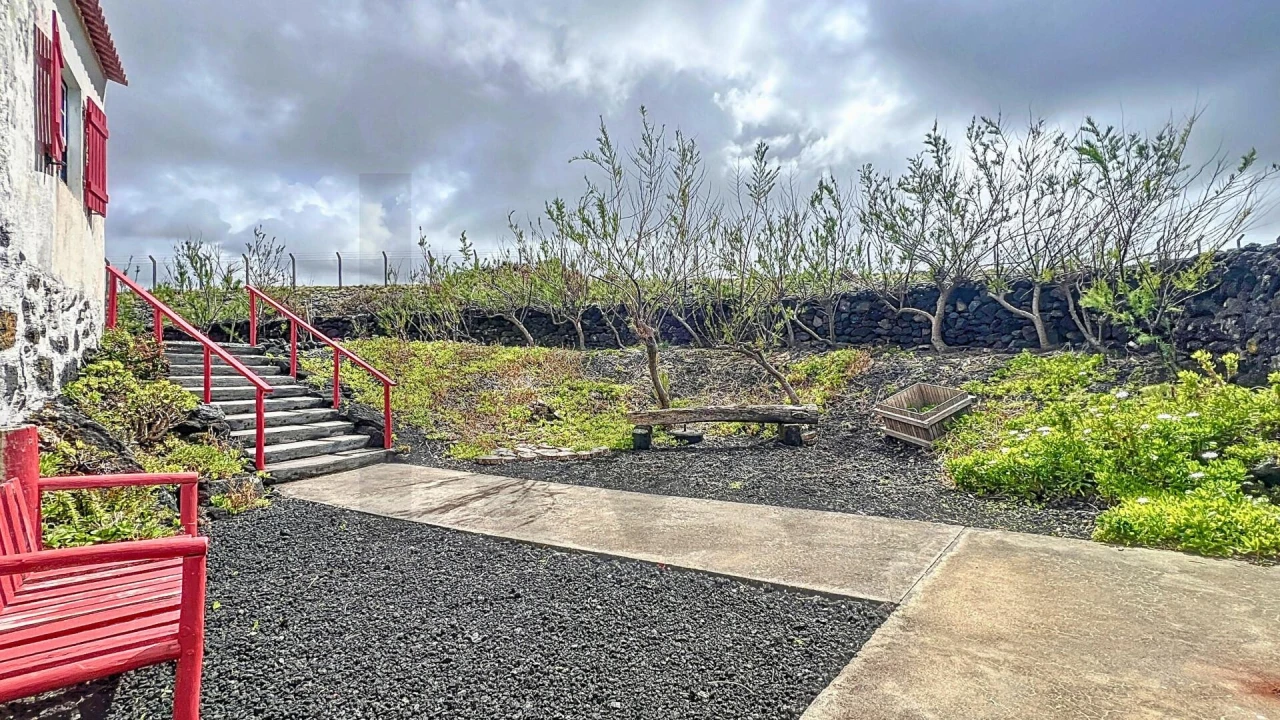 Moradia T1 para Venda em Bandeiras Foto 11