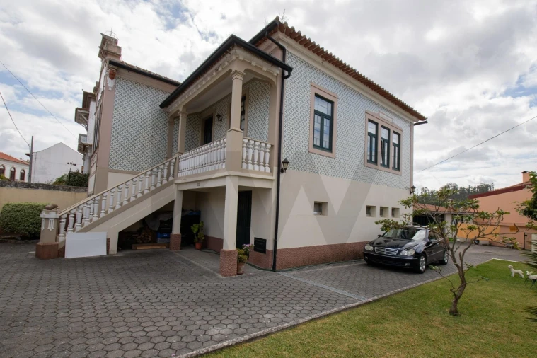 Moradia T5 para Venda em São João de Loure e Frossos Foto 19