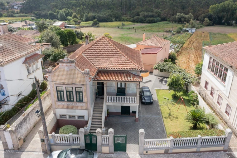 Moradia T5 para Venda em São João de Loure e Frossos Foto 29