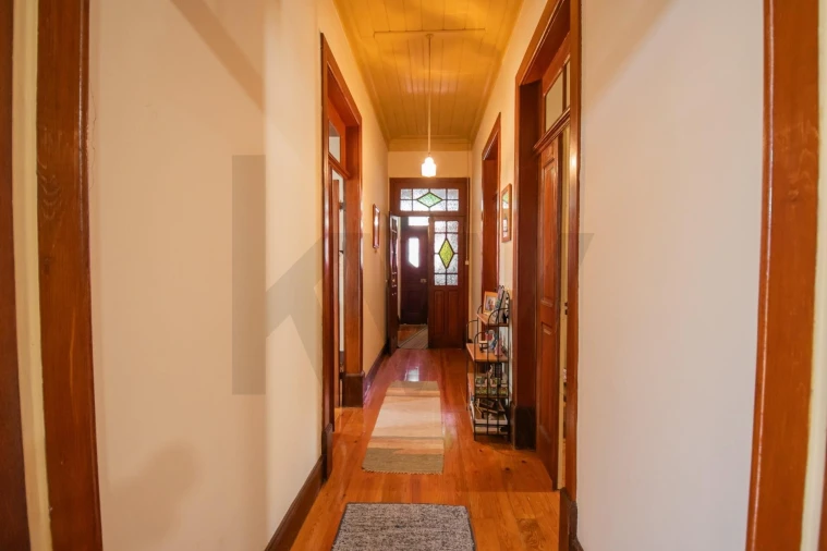 Moradia T5 para Venda em São João de Loure e Frossos Foto 12