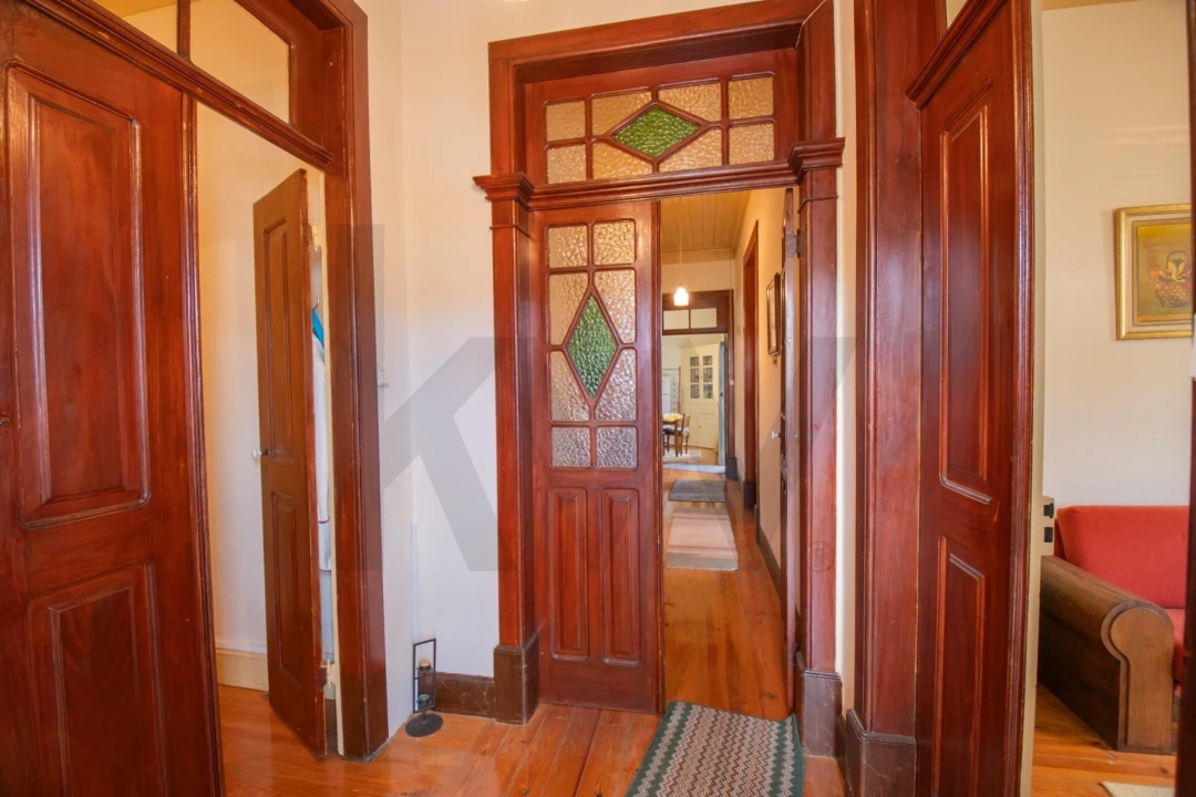 Moradia T5 para Venda em São João de Loure e Frossos Foto 3