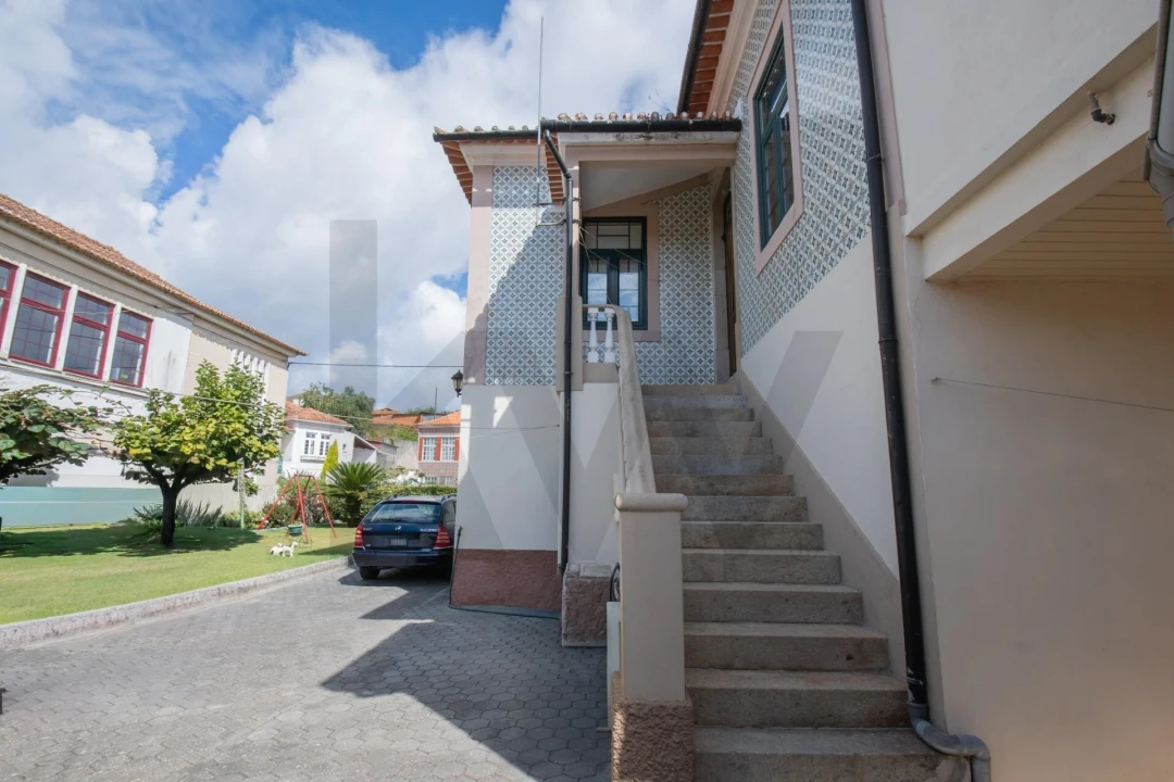 Moradia T5 para Venda em São João de Loure e Frossos Foto 18