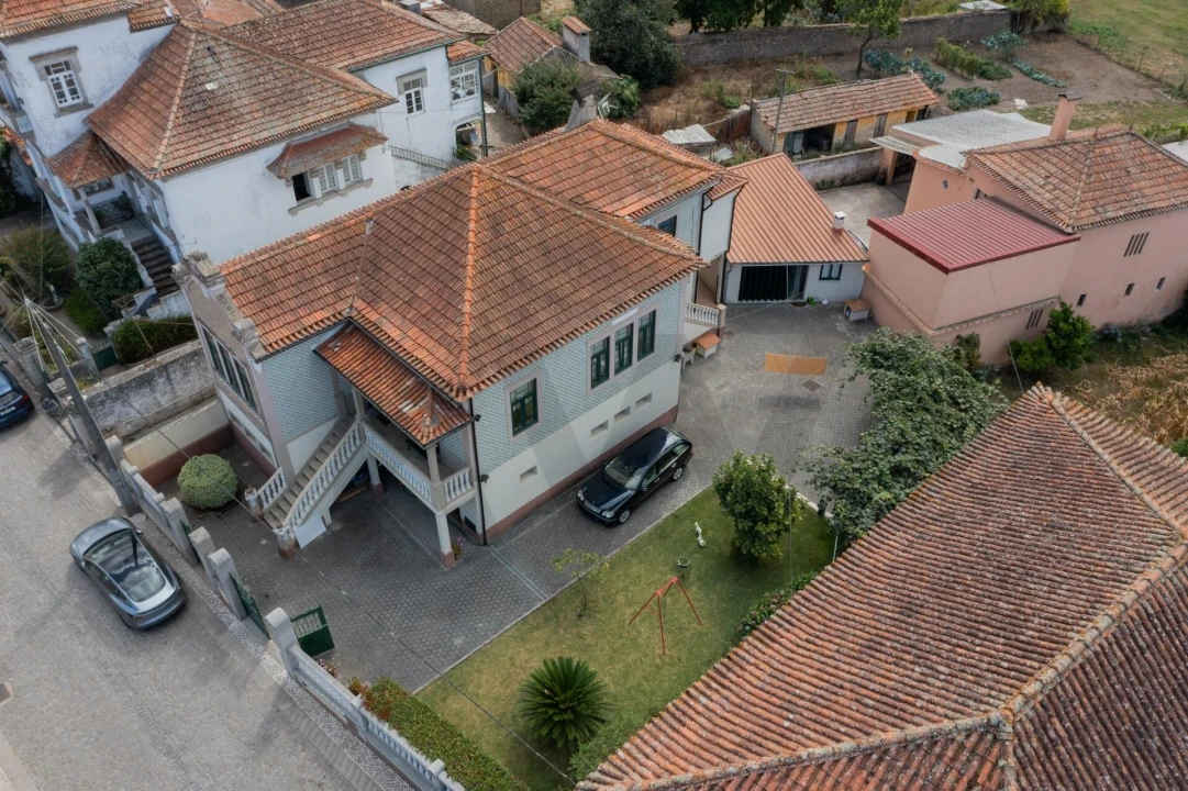 Moradia T5 para Venda em São João de Loure e Frossos Foto 28