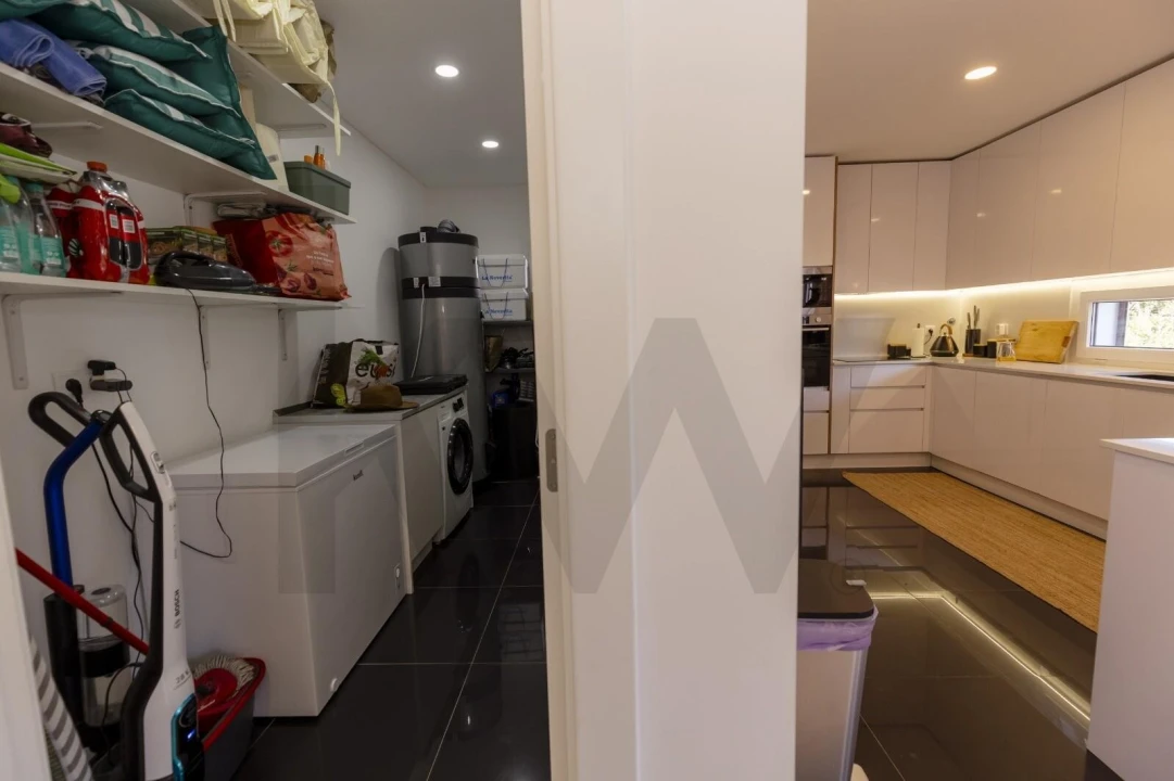 Moradia T4 para Venda em Santo Estêvão Foto 15