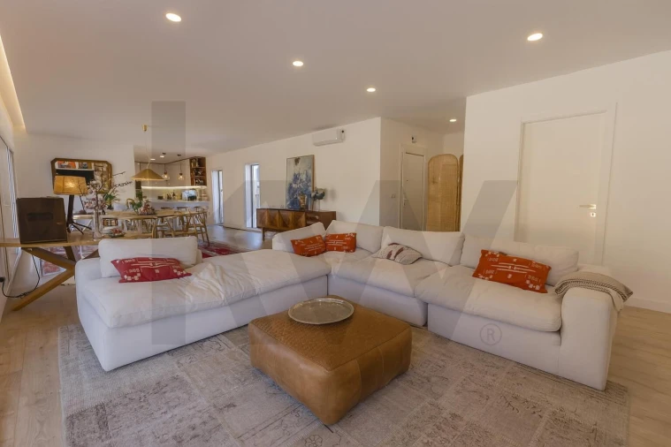 Moradia T4 para Venda em Santo Estêvão Foto 9