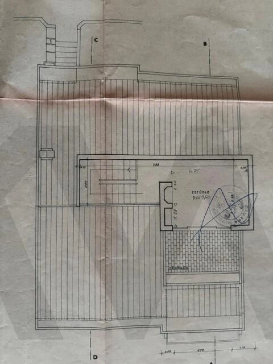 Moradia T5 para Venda em Águas Livres Foto 25