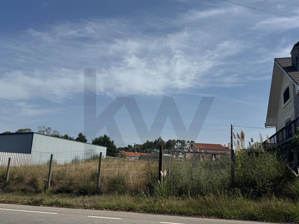 Terreno para Venda em São João de Ver Foto 1