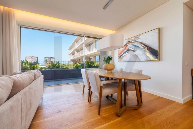 Apartamento T2 para Venda em Quarteira Foto 9