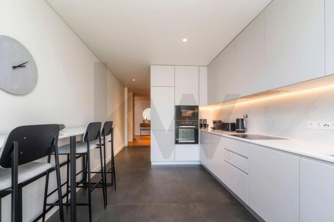 Apartamento T2 para Venda em Quarteira Foto 13