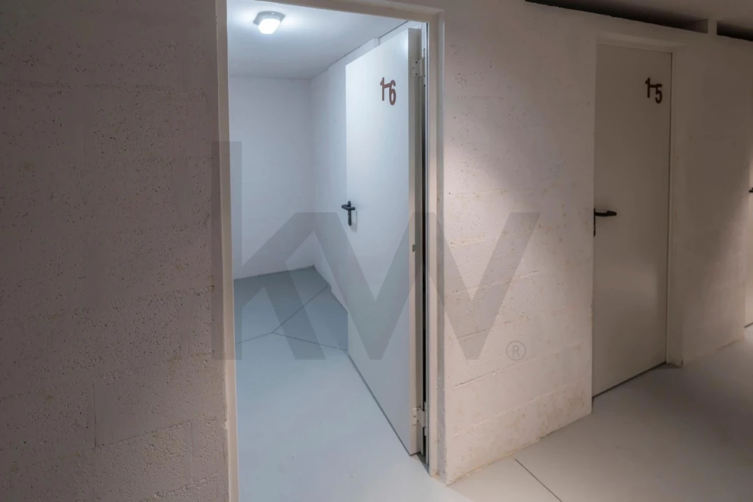 Apartamento T2 para Venda em Quarteira Foto 55