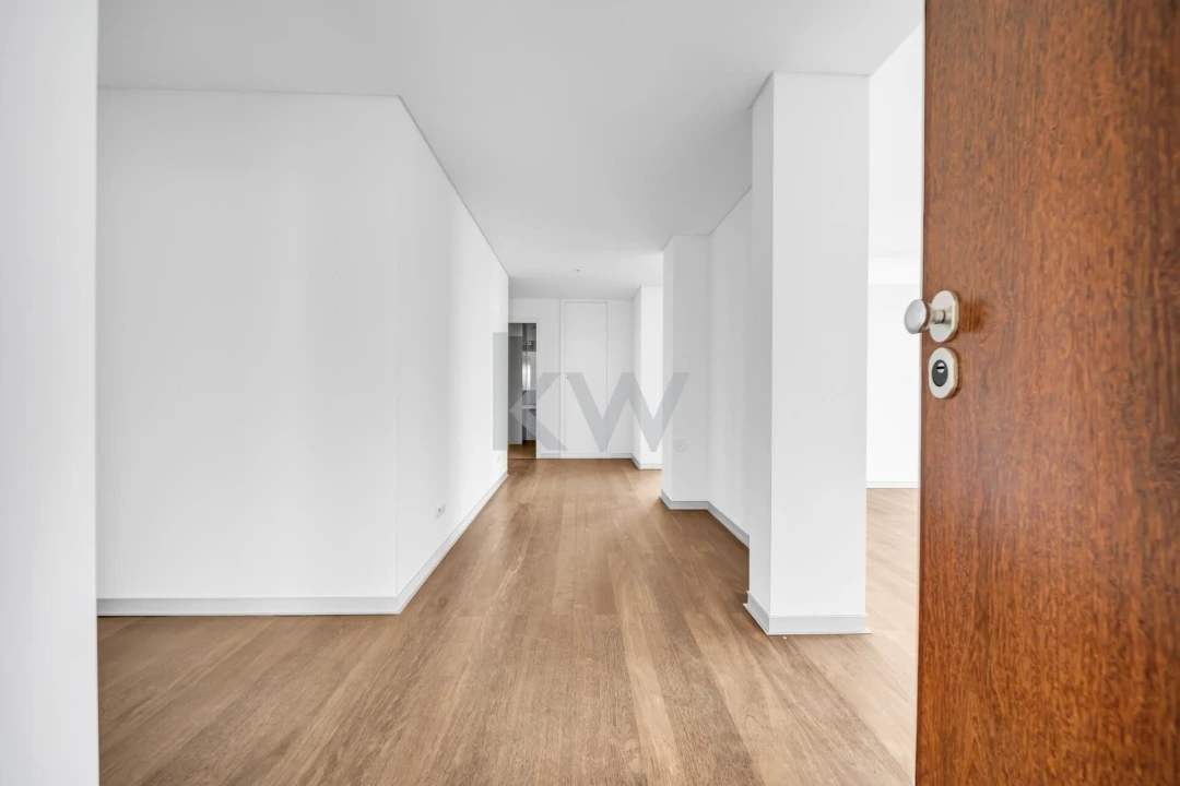 Apartamento T4 para Venda em Funchal (Se) Foto 8