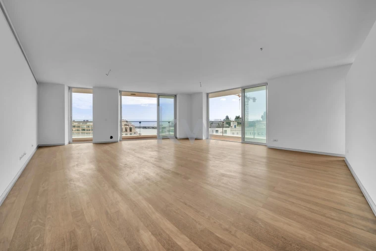 Apartamento T4 para Venda em Funchal (Se) Foto 13