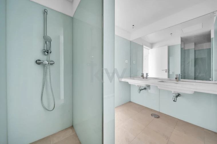 Apartamento T4 para Venda em Funchal (Se) Foto 30