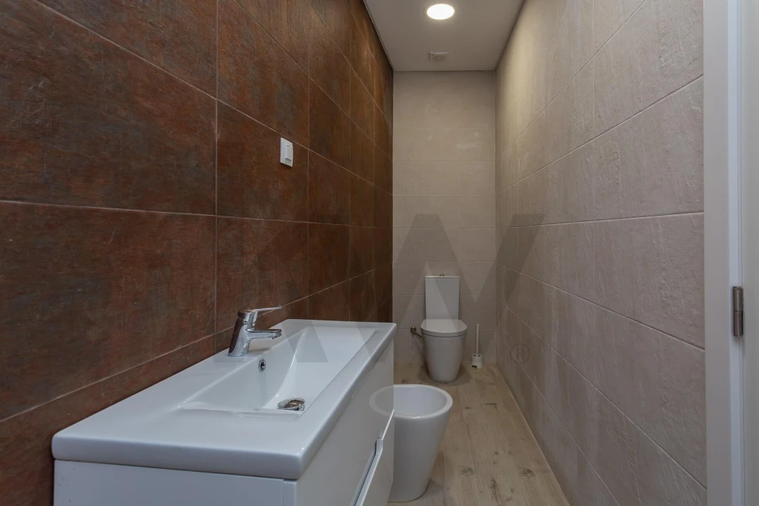 Moradia T3 para Venda em Santa Maria do Castelo e Santiago e Santa Susana Foto 25