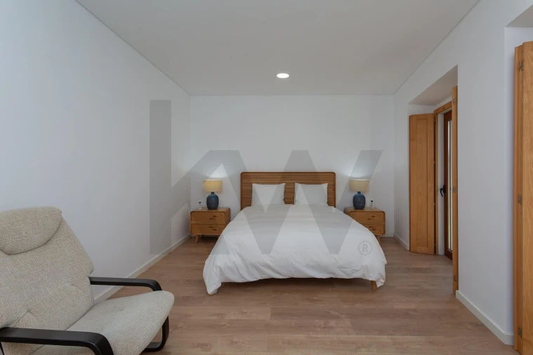 Moradia T3 para Venda em Santa Maria do Castelo e Santiago e Santa Susana Foto 15