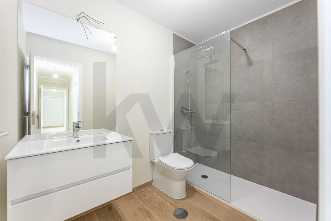 Apartamento T2 para Arrendamento em Valongo Foto 11