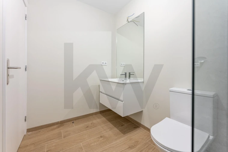 Apartamento T2 para Arrendamento em Valongo Foto 13