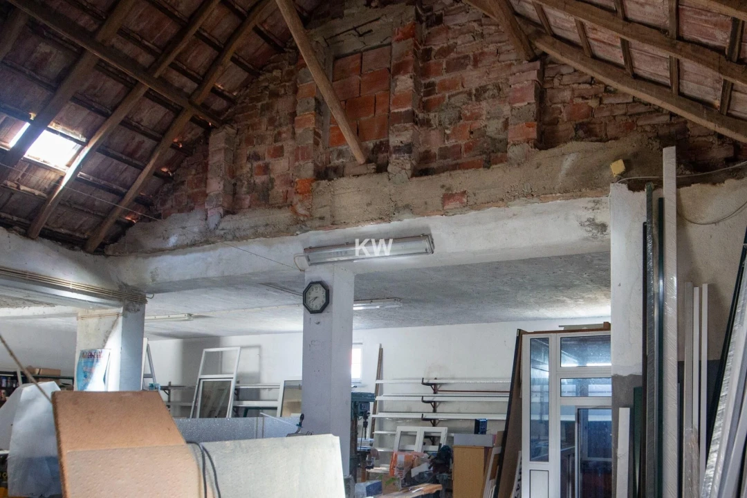 Moradia T3 para Venda em Encarnação Foto 44