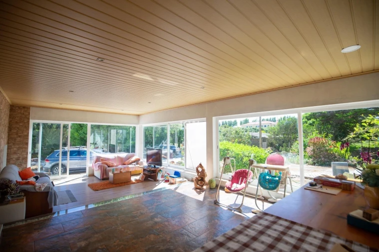 Moradia T5 para Venda em Encarnação Foto 39