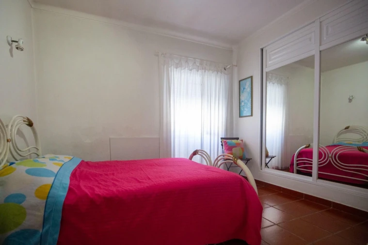 Moradia T5 para Venda em Encarnação Foto 37