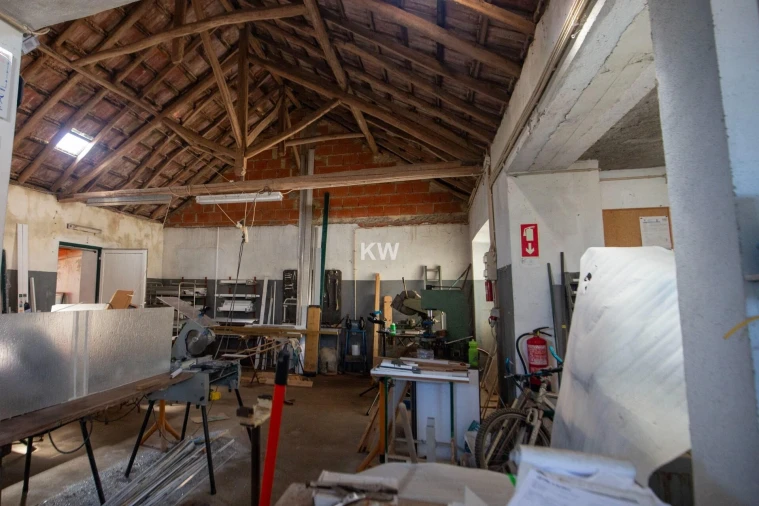 Moradia T5 para Venda em Encarnação Foto 42